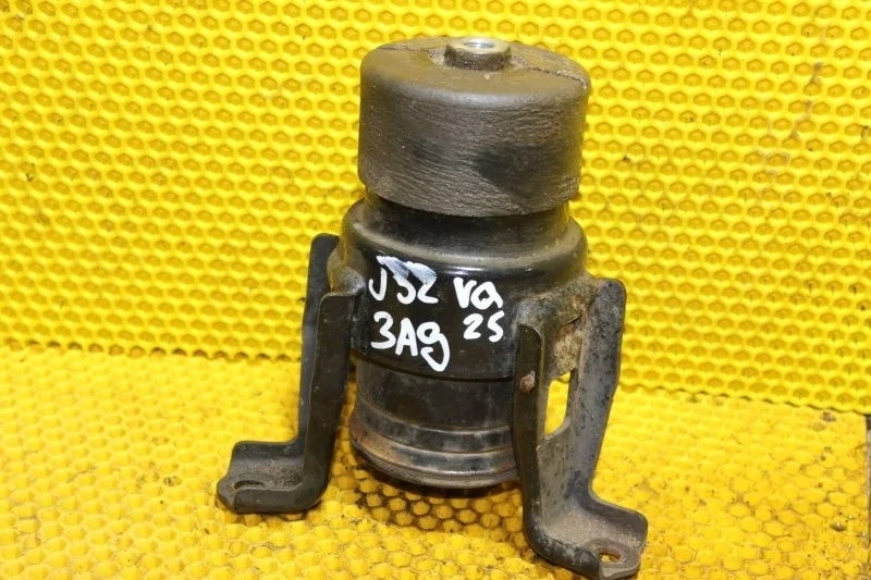 Опора двигателя Nissan Teana 2008—2011 11320JN02D J32, задняя