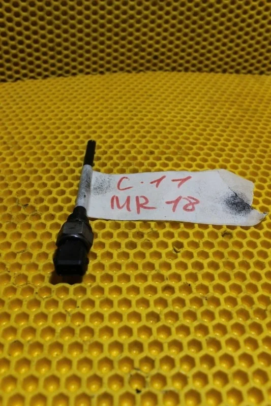 Датчик уровня масла Nissan Tiida 2010—2013 11145CK80B C11