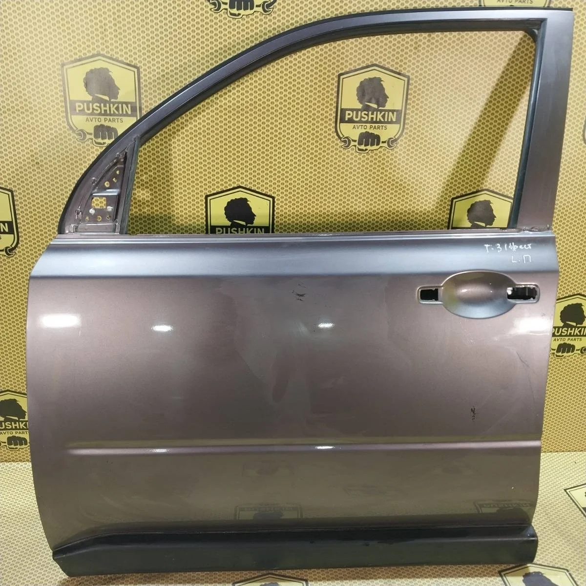 Дверь Nissan Xtrail 2007—2011 H0101JG0MM T31, передняя левая