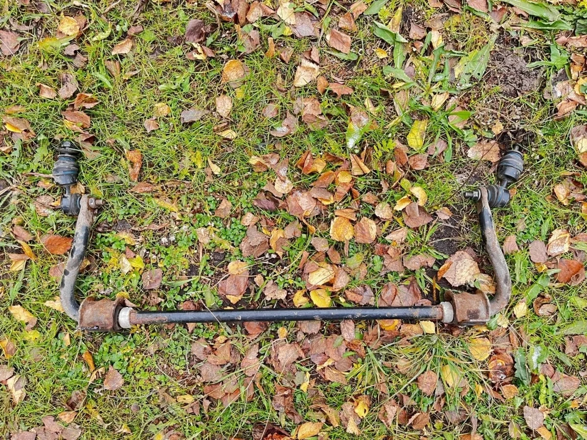 Стабилизатор Mazda 3 BBM228151A BL, задний