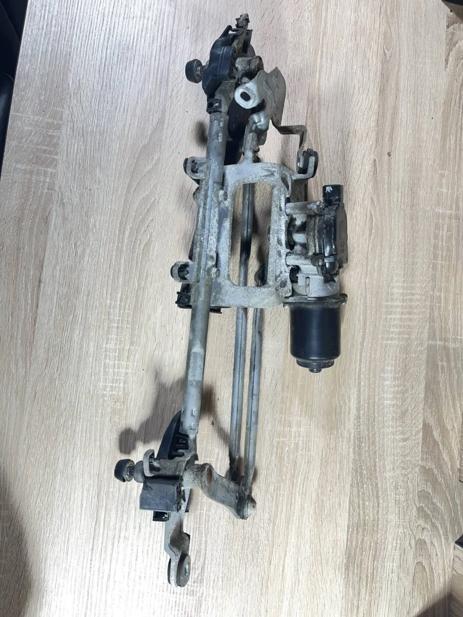 Трапеция дворников Mazda 3 BBP267360 BL