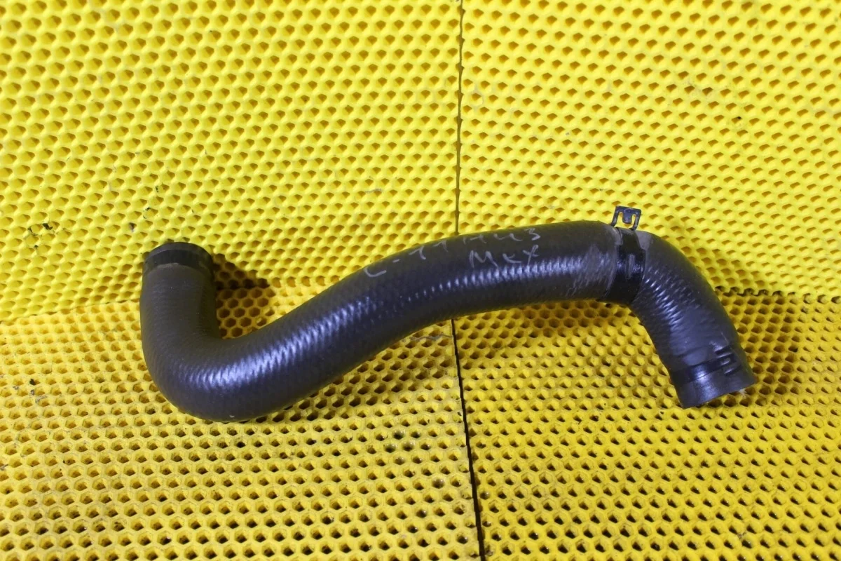 Патрубок радиатора Nissan Tiida 21503CH000 C11