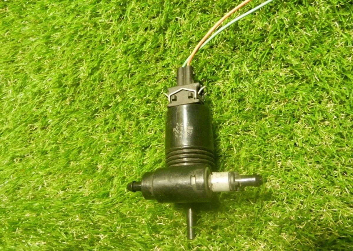 Мотор бачка омывателя Nissan Note 28920BC10A E11