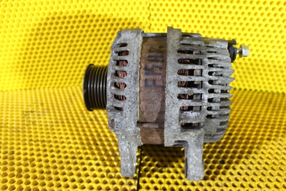 Генератор Nissan Juke 231001KA1A F15