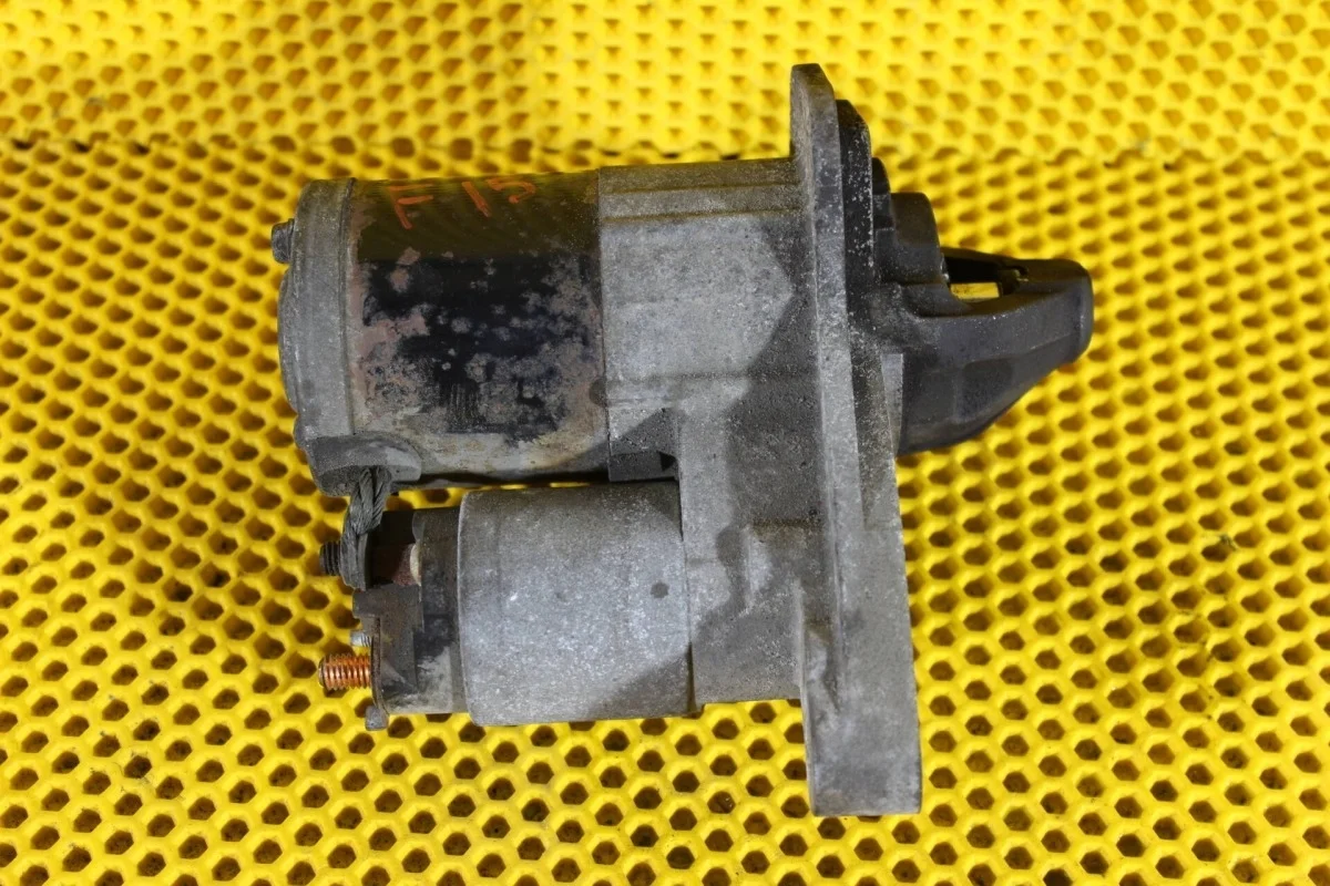 Стартер Nissan Juke 233001KA1B F15