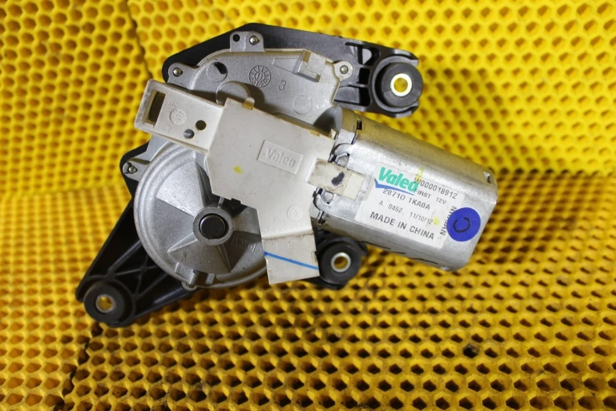 Трапеция дворников Nissan Juke 2010-2014 287101KA0A, задняя