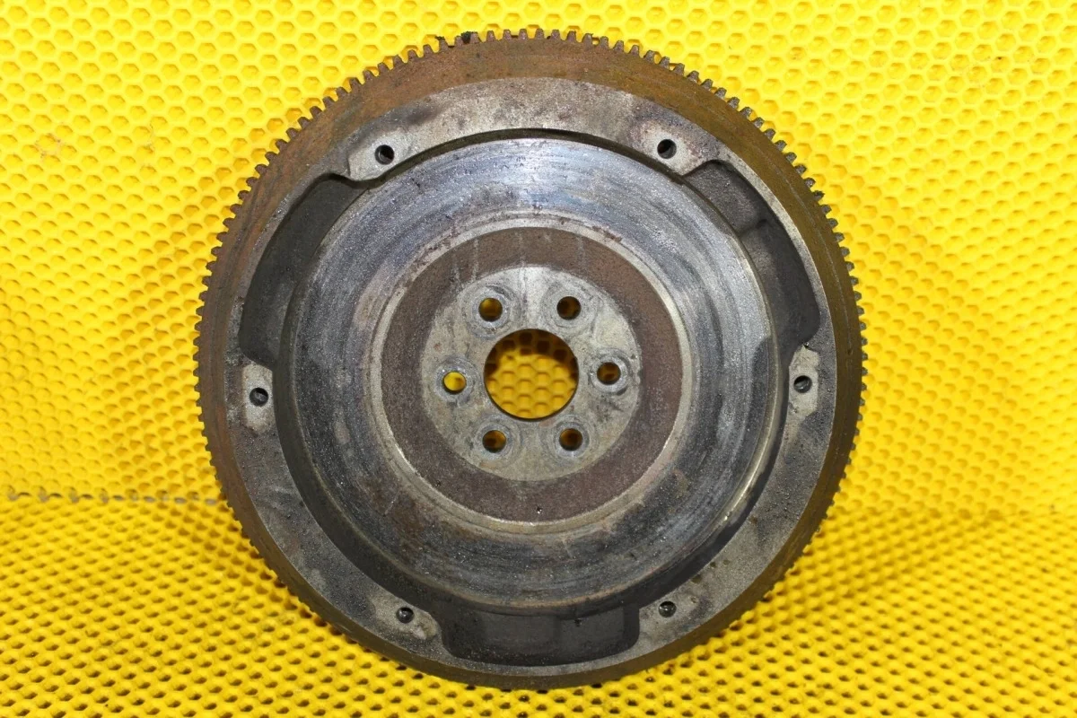 Маховик МКПП Opel Astra 2013 55587031 J