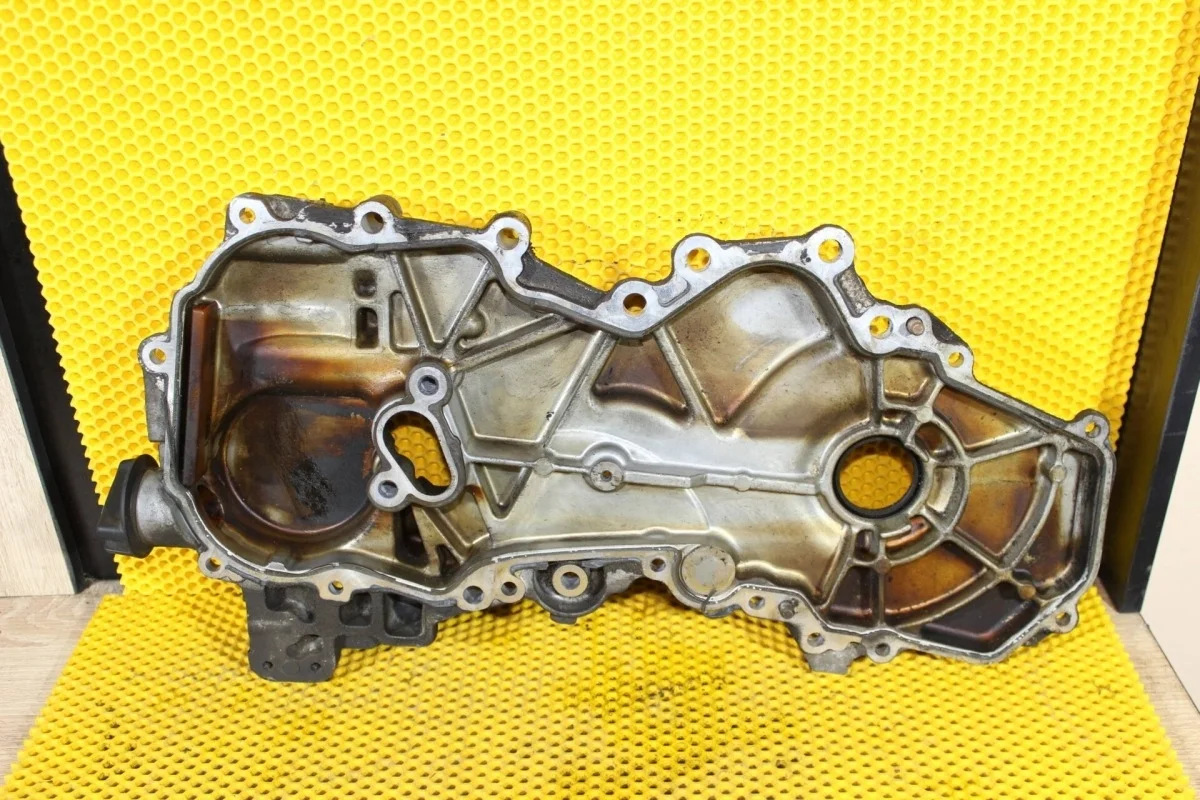 Крышка ДВС Nissan Qashqai 13500EN200 J10, передняя