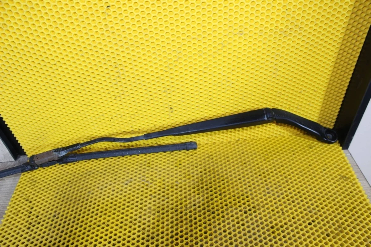 Поводок дворников Nissan Qashqai 28886JD900 J10