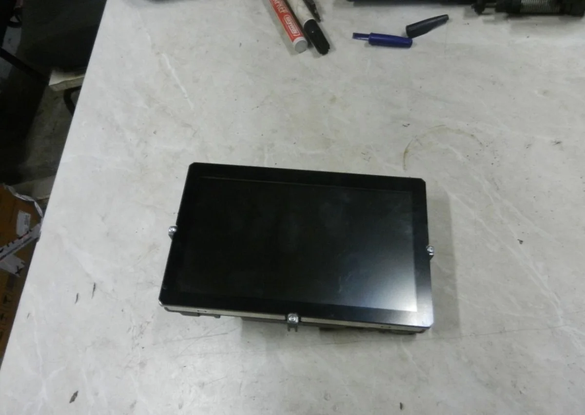 Монитор Nissan Navara 28091EP000 D40