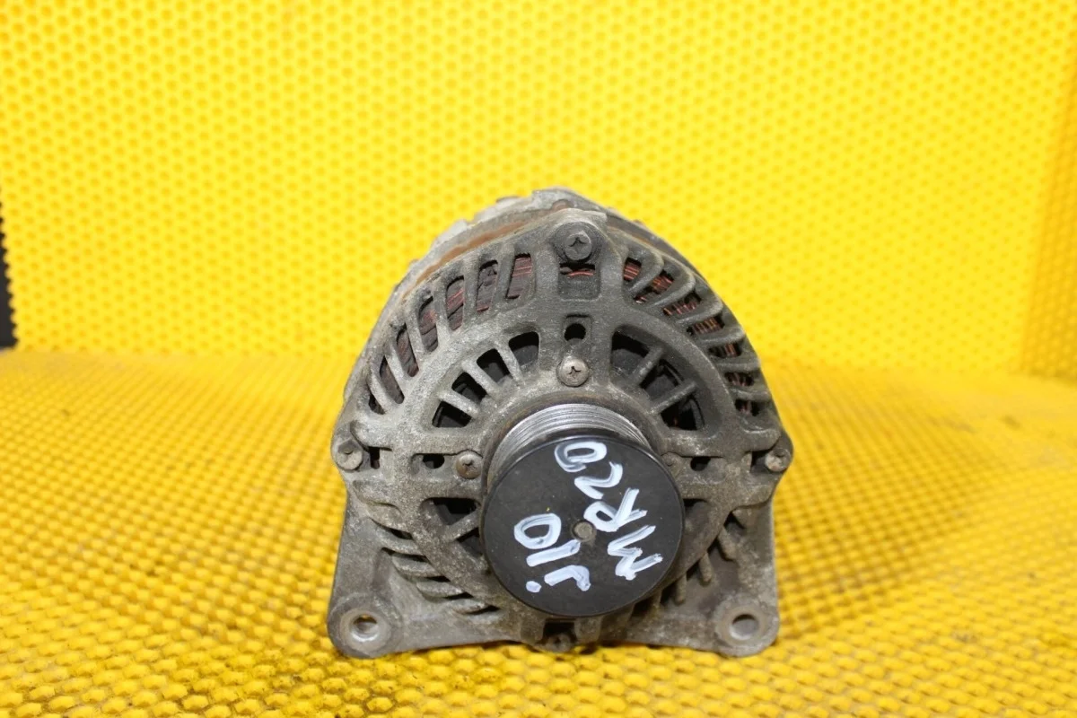 Генератор Nissan Xtrail 23100JD200 T31 MR20