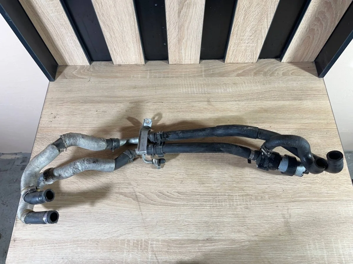 Патрубок отопителя Nissan Patrol 21022VC300