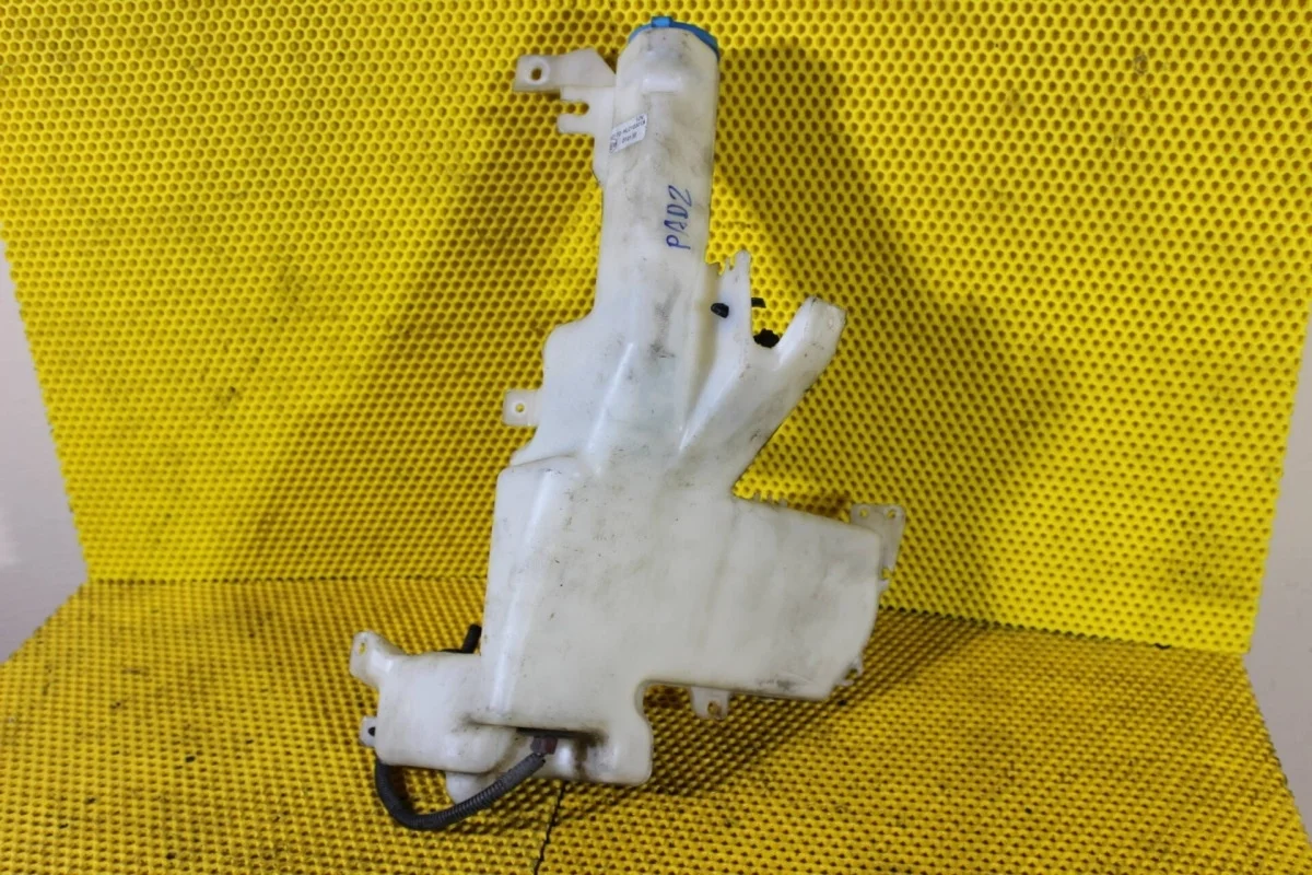 Бачок омывателя Nissan Murano 2005 28910CC00A