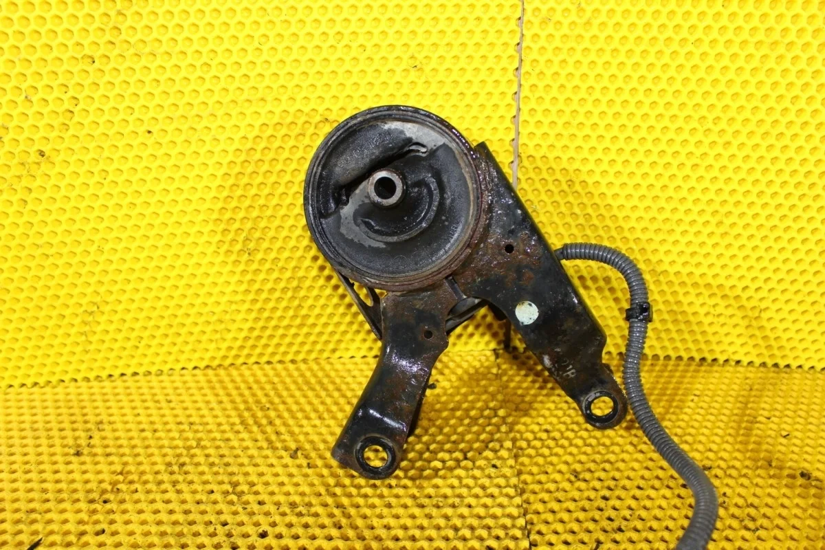 Опора ДВС Nissan Murano 2005 11320CA01E, задняя