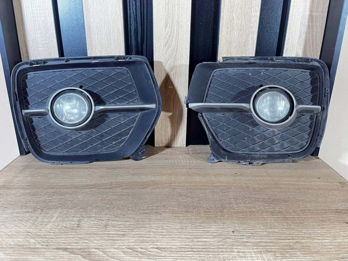 Кронштейн ПТФ BMW X6 2010 51117181009 E71 N57S