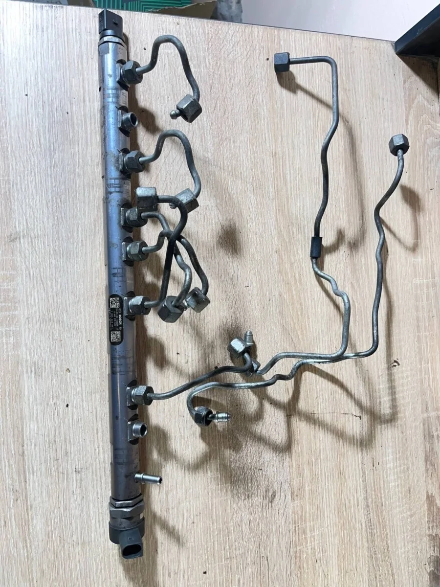 Рейка топливная Bmw X6 2010 13537805423 E71 N57S