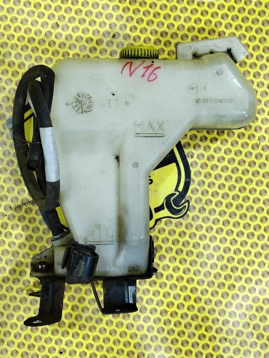 Бачок расширительный Nissan Almera 2004 21710BM410 N16E QG15DE