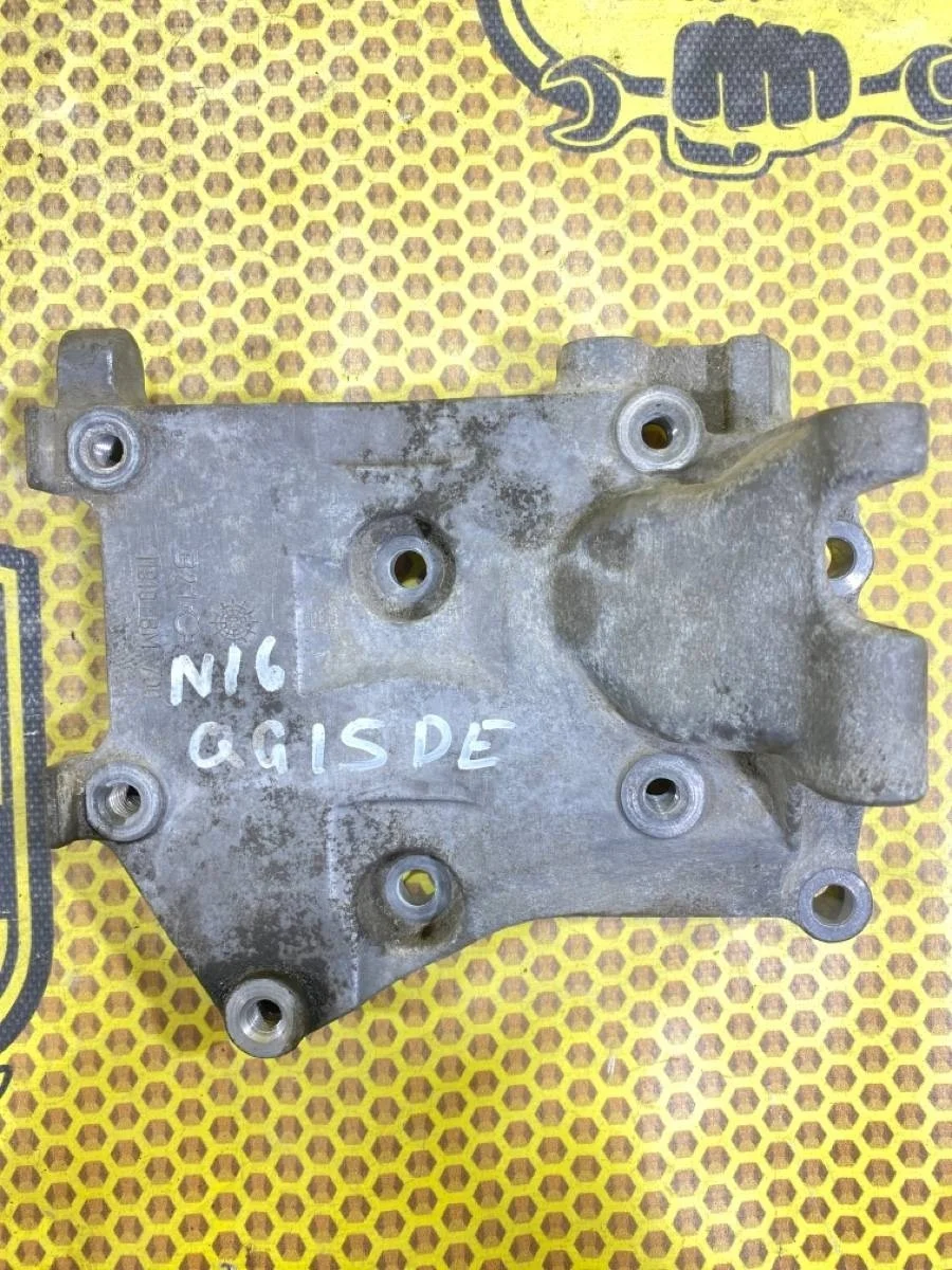 Кронштейн генератора Nissan Almera 2004 11910BM700 N16E QG15DE