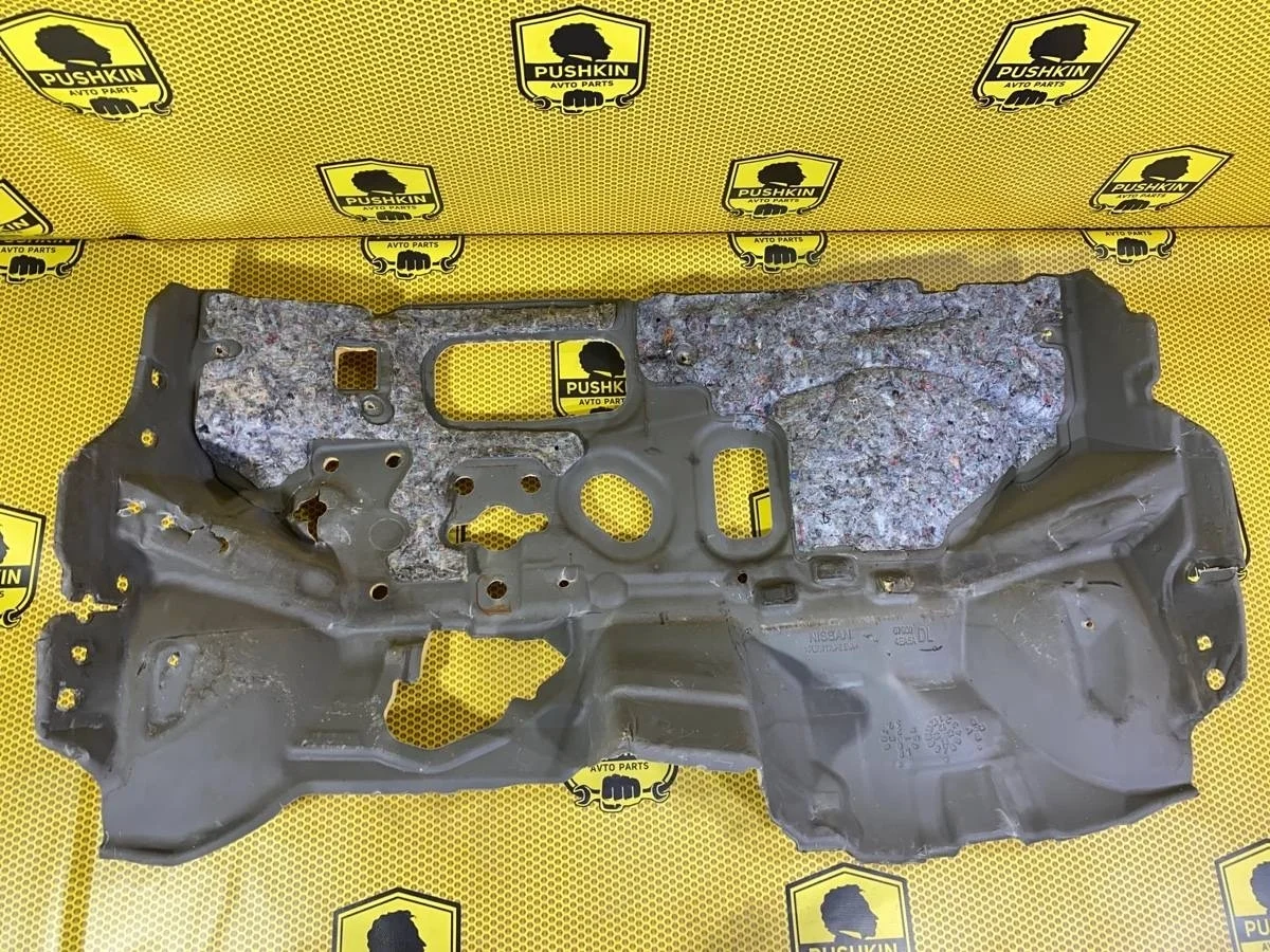 Шумоизоляция моторного щита Nissan Qashqai 2014 658404EA0A J11 R9M