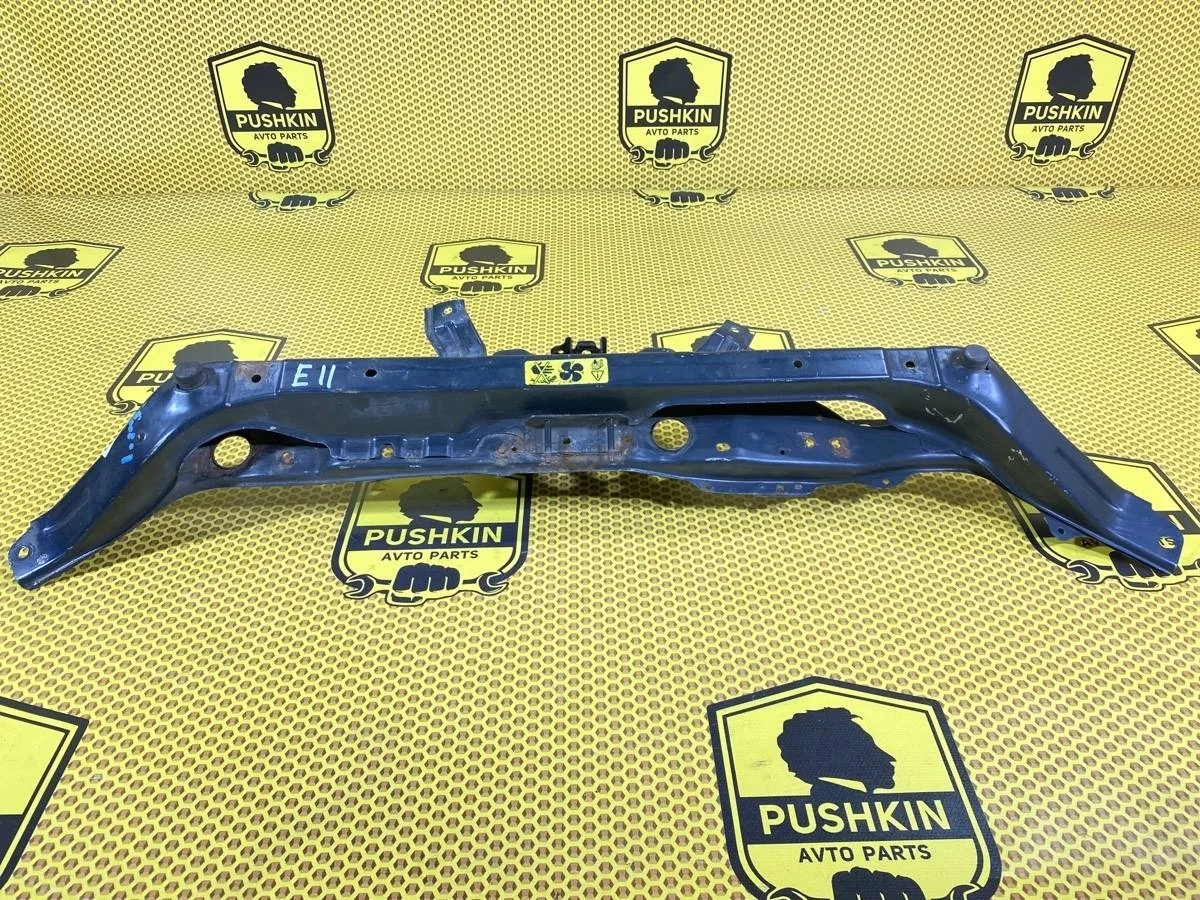 Панель передняя телевизор Nissan Note 2005-2009 F25119U0M0