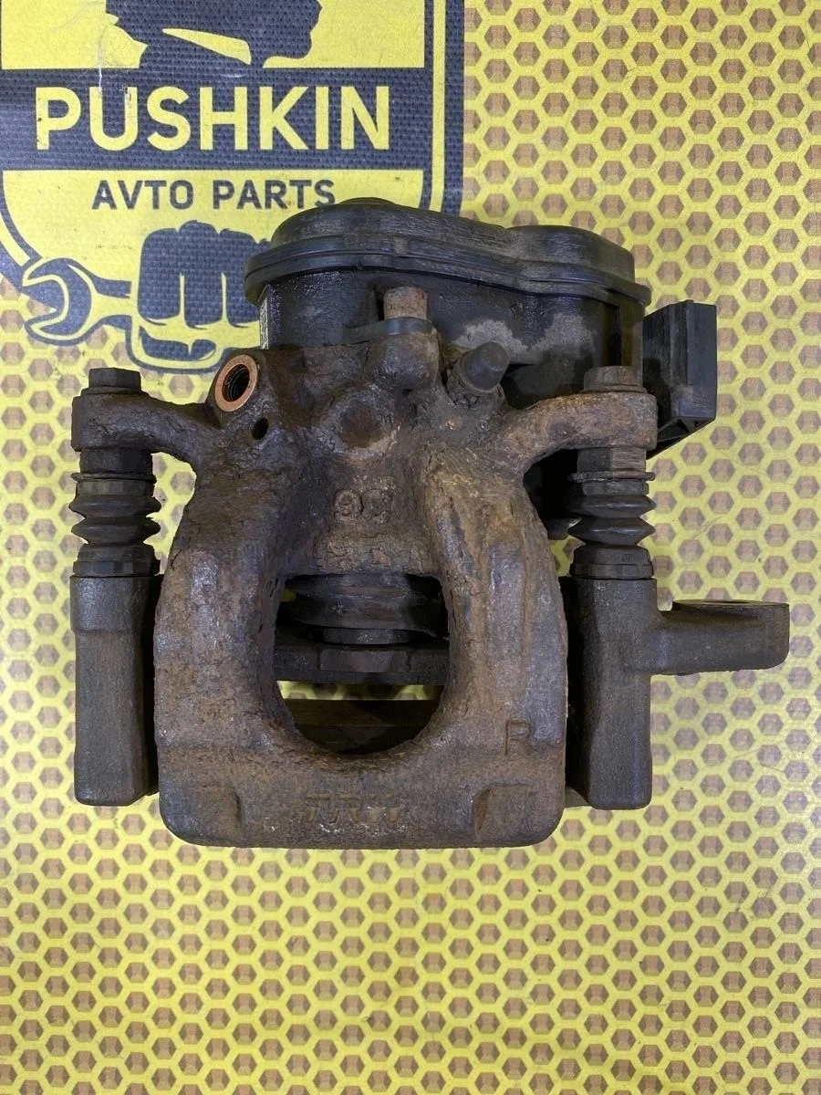 Суппорт Nissan Qashqai 2014 440014EA0A J11, задний правый