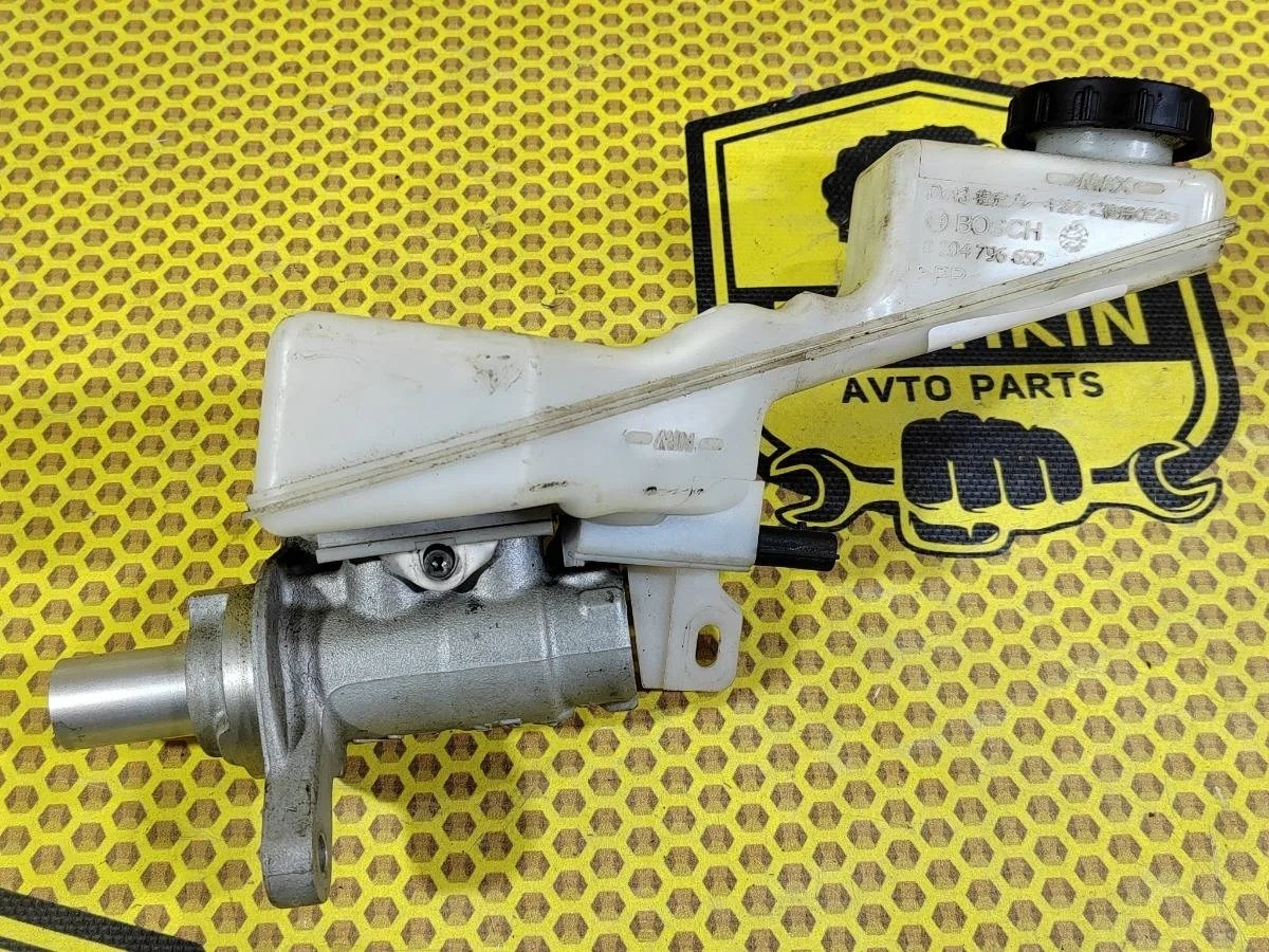 Бачок ГТЦ Nissan Qashqai 2014 460914EH1A J11 R9M