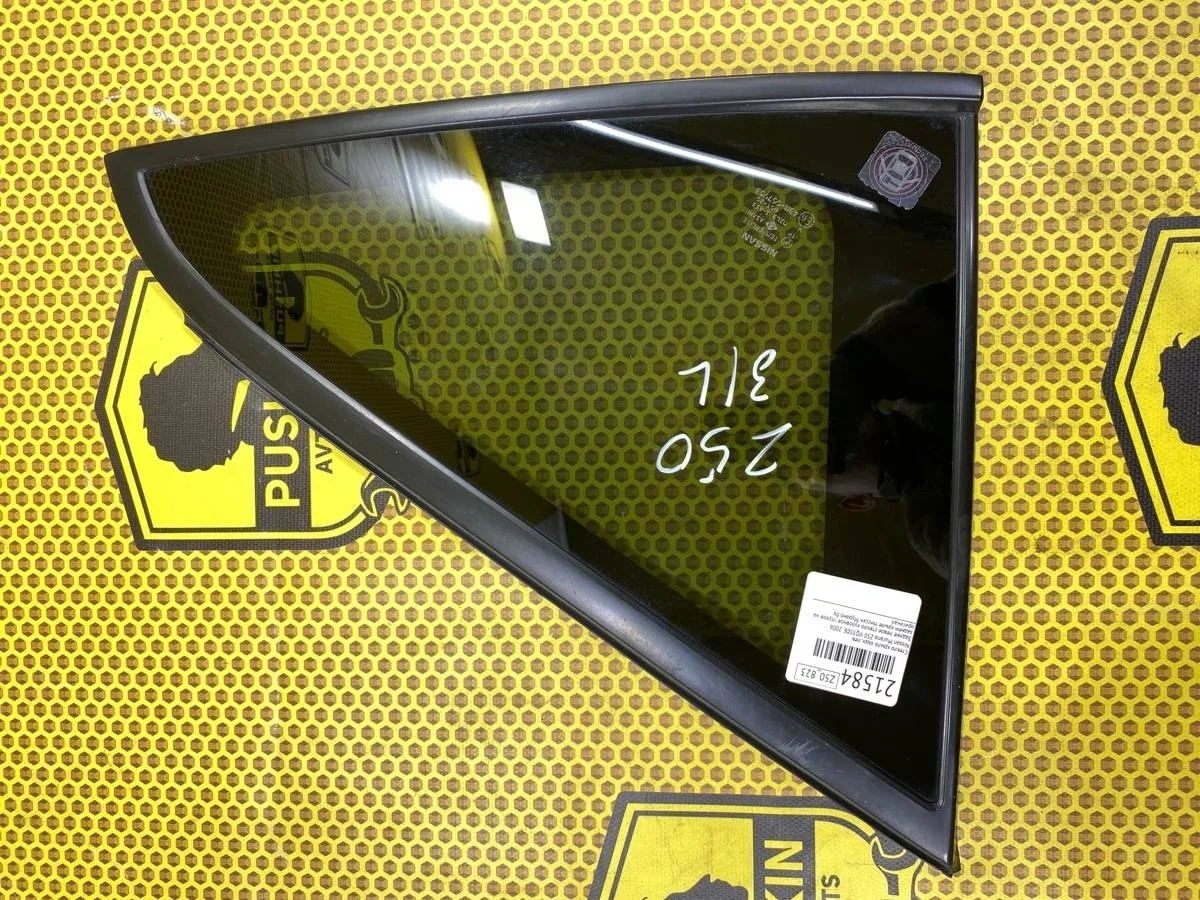 Стекло форточка Nissan Murano 2006 83301CA000 Z50 VQ35DE, заднее левое