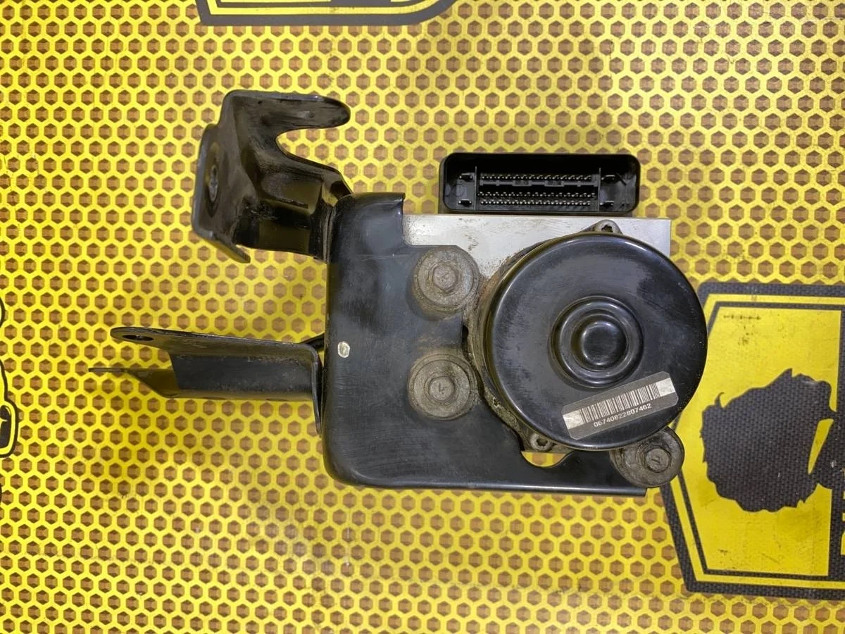 Блок АБС Nissan Murano 2006 47660CC41A Z50 VQ35DE