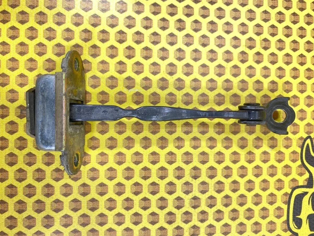 Ограничитель двери Nissan Murano 2006 80430CA01A Z50 VQ35DE, передний левый