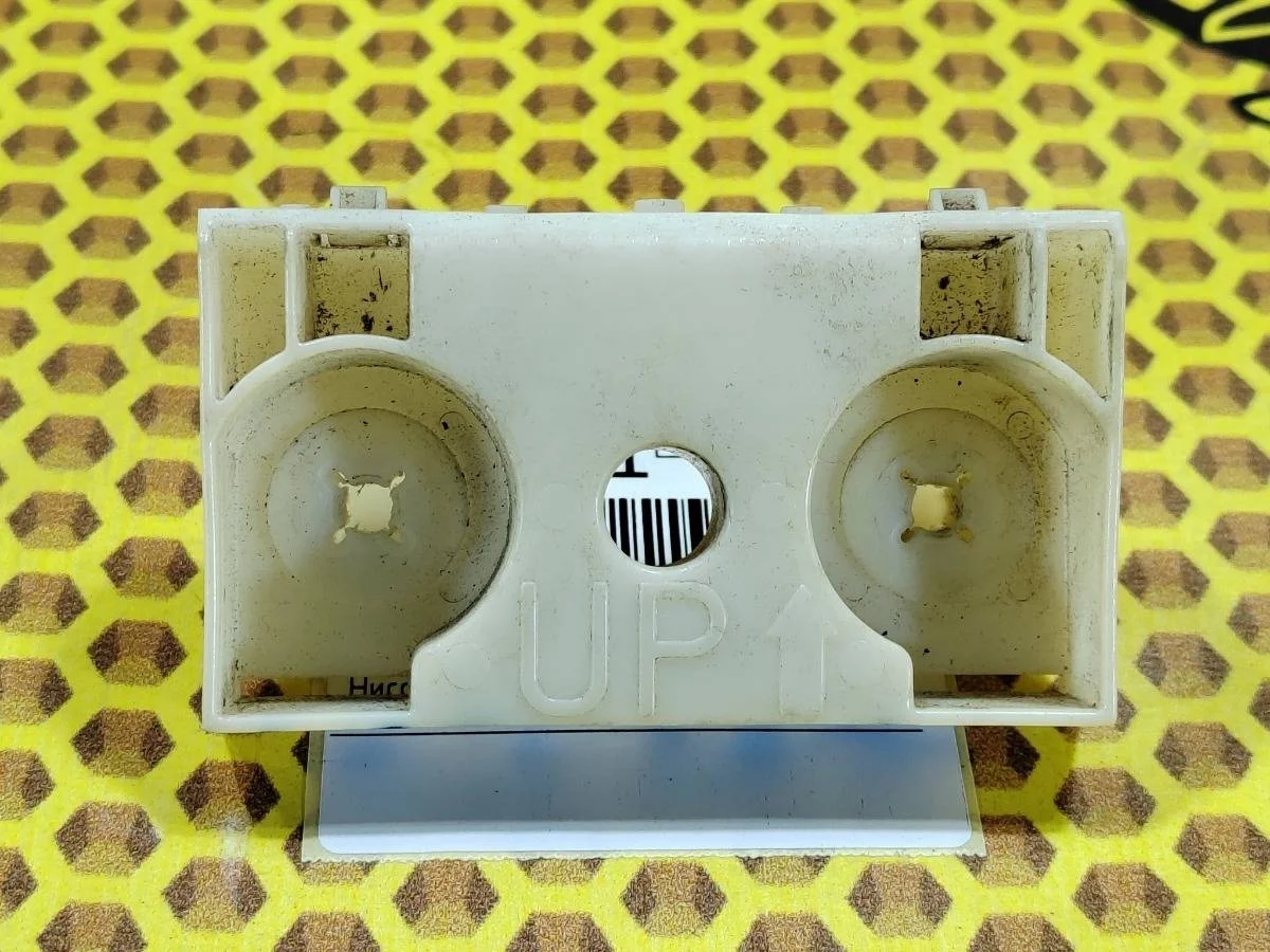 Кронштейн бампера Nissan Xtrail 2010 62222JG000 T31 M9R