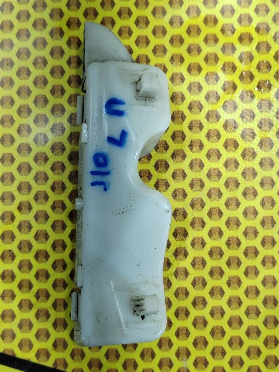 Кронштейн бампера Nissan Qashqai 2008 62223JD000 J10E HR16DE, передний левый