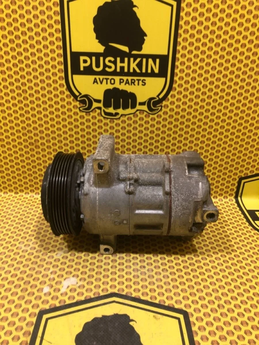Компрессор кондиционера Nissan Qashqai 2021 926004EF0A J11 MR20