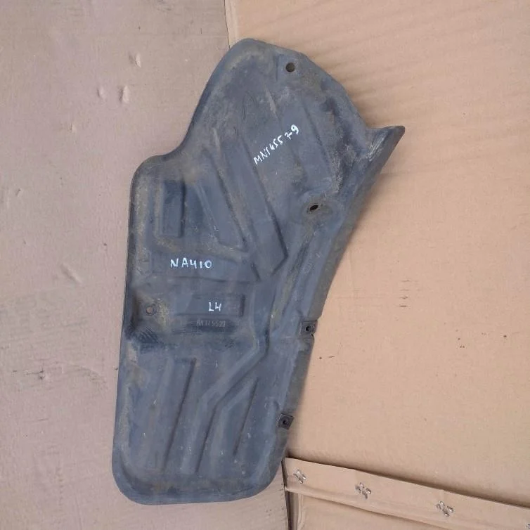 Б.у. подкрылок MITSUBISHI GRANDIS NA4W MITSUBISHI GRANDIS NA4W