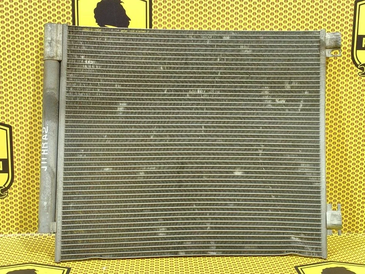 Радиатор кондиционера Nissan Qashqai 2014 9211000Q0A J11 HRA2DDT