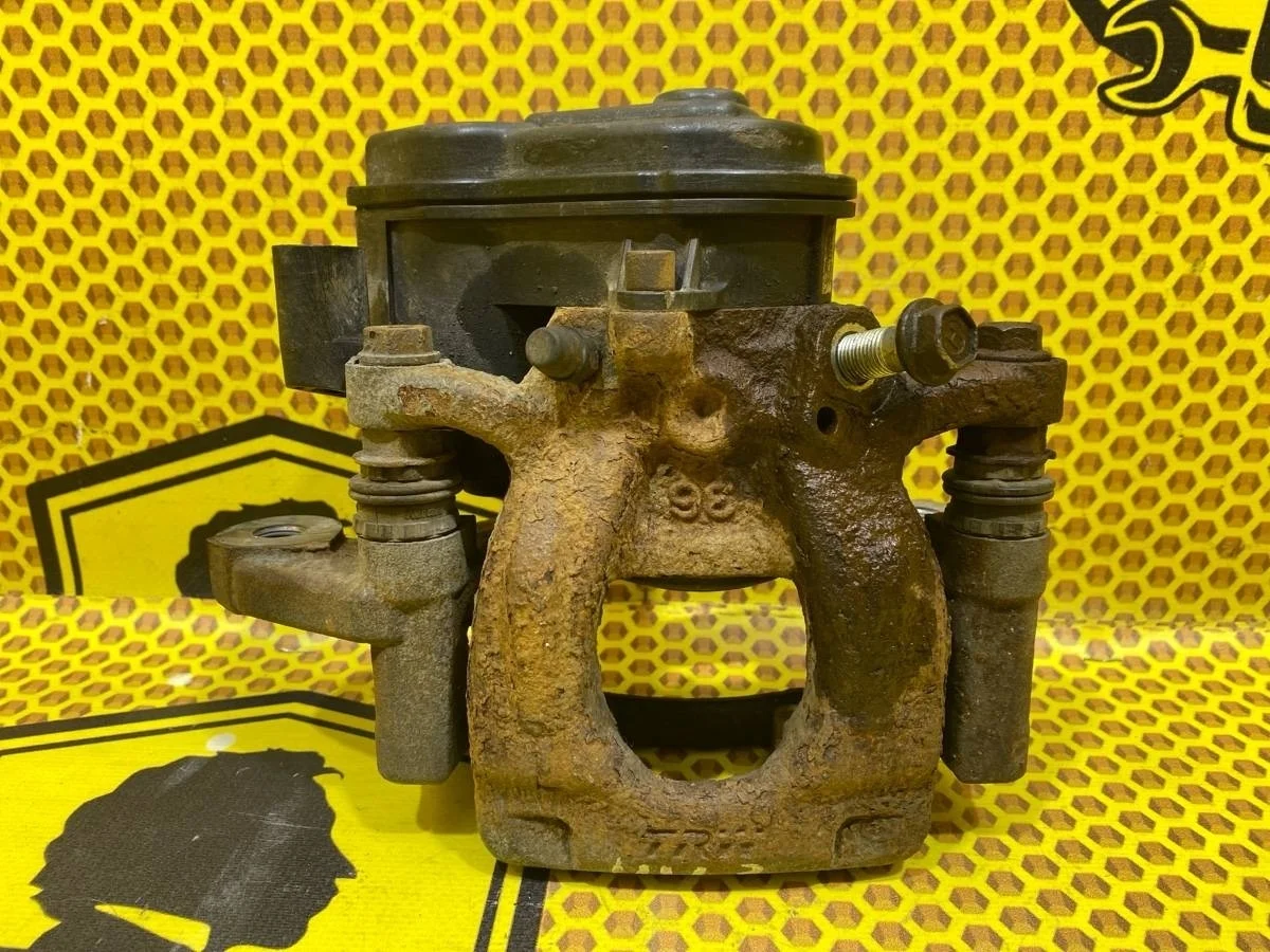 Суппорт Nissan Qashqai 2014 440114EA0A J11 HRA2DDT, задний левый