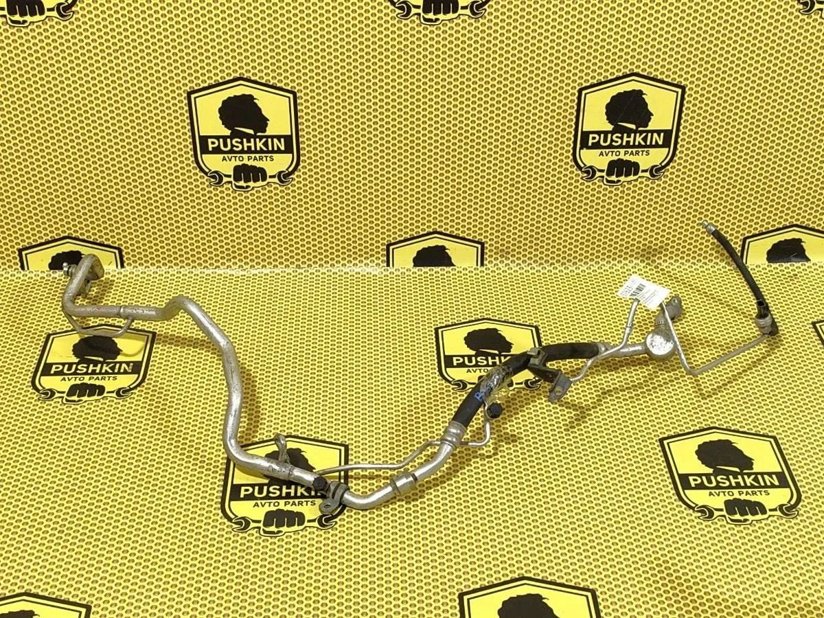 Трубка кондиционера Nissan Qashqai 2014 924414EB1A J11 HRA2DDT