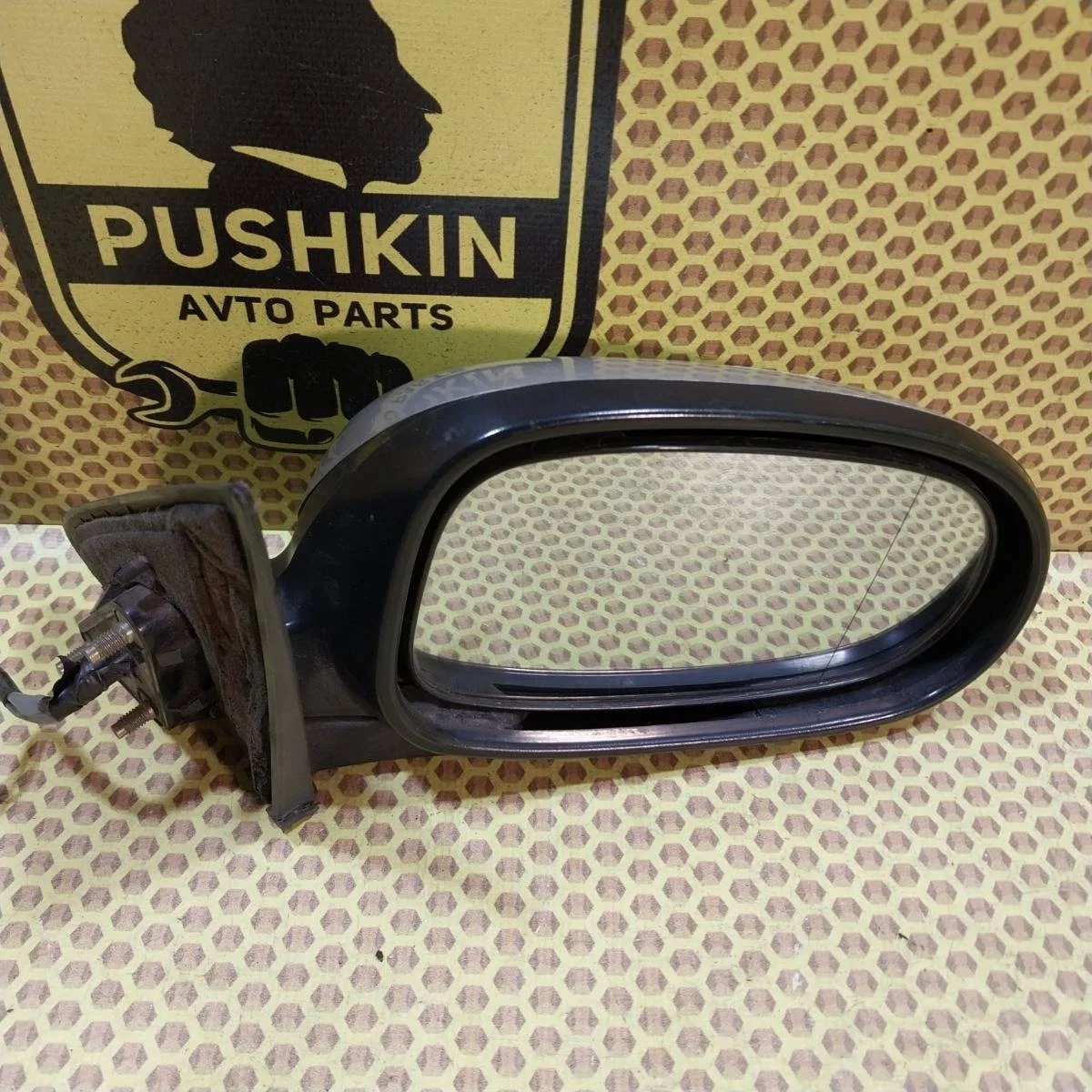 Зеркало заднего вида Nissan Maxima 2003 963013Y700 A33 VQ30DE, правое