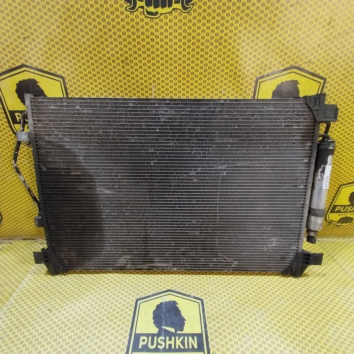 Радиатор кондиционера Nissan Murano 2009 921101AA0A Z51 VQ35DE