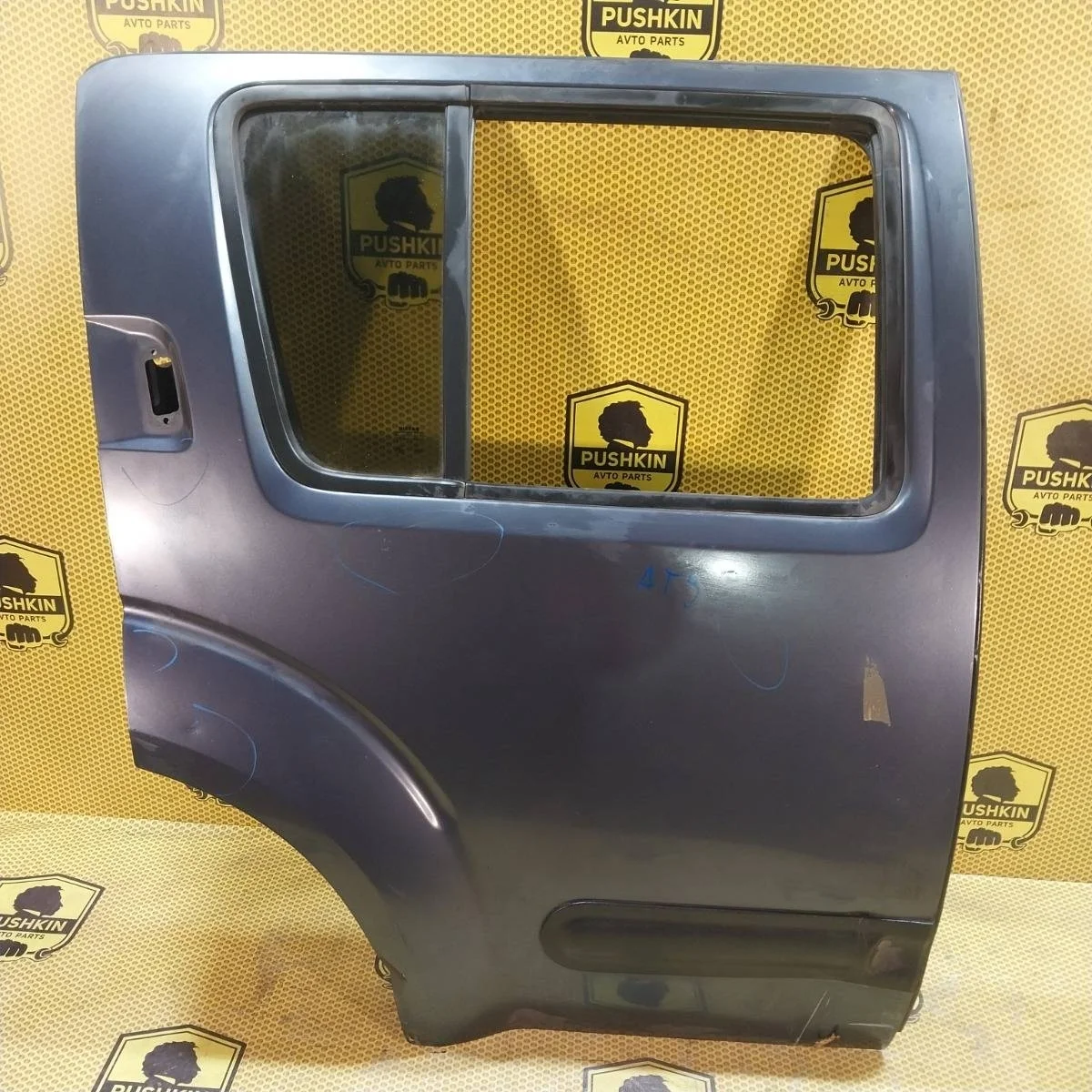 Дверь Nissan Pathfinder 2009 82100EB330 R51M YD25DDT, задняя правая