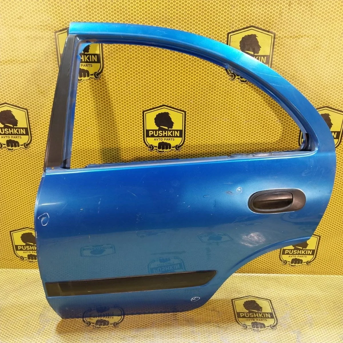 Дверь Nissan Almera 2004 821019M730 N16E QG15DE, задняя левая
