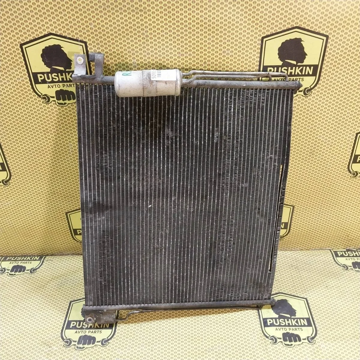 Радиатор кондиционера Nissan Pathfinder 2009 92100EA00A R51M YD25DDT