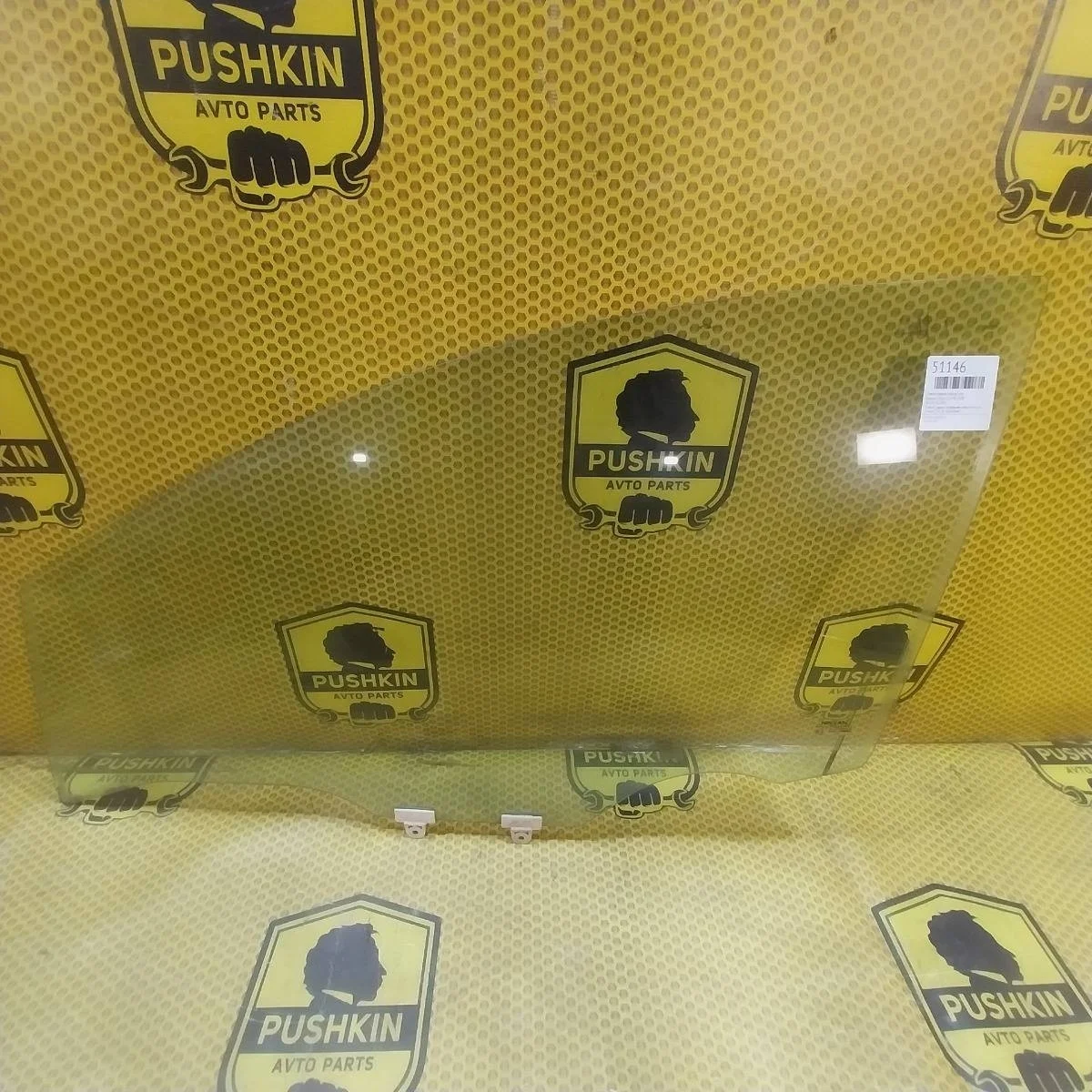 Стекло двери Nissan Tiida 2008 80301EL000 C11 HR, переднее левое