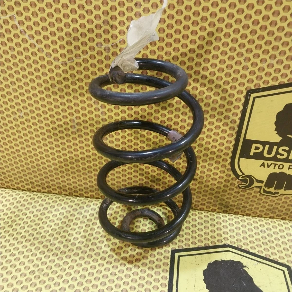 Пружина подвески Nissan Tiida 2010 55020EC80A C11 HR16DE, задняя