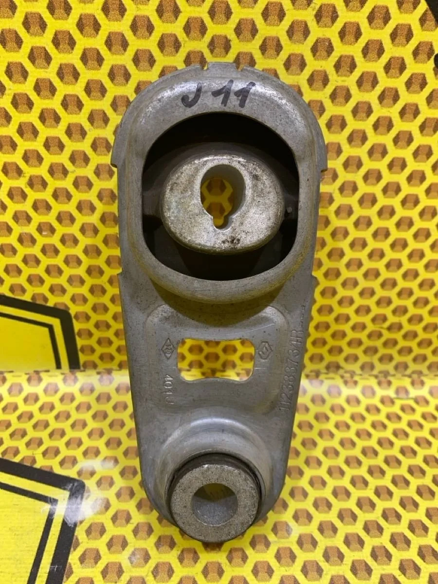 Опора двигателя нижняя Nissan Qashqai 2014 112383734R J11 HRA2DDT