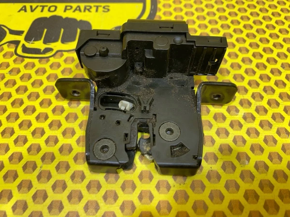 Замок багажника Nissan QASHQAI 90502EY10D J10