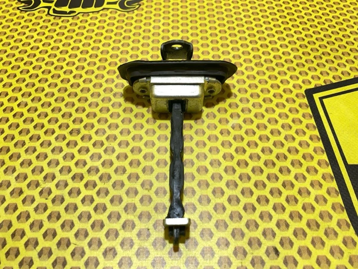 Ограничитель двери Nissan QASHQAI 80430JD000 J10, передний