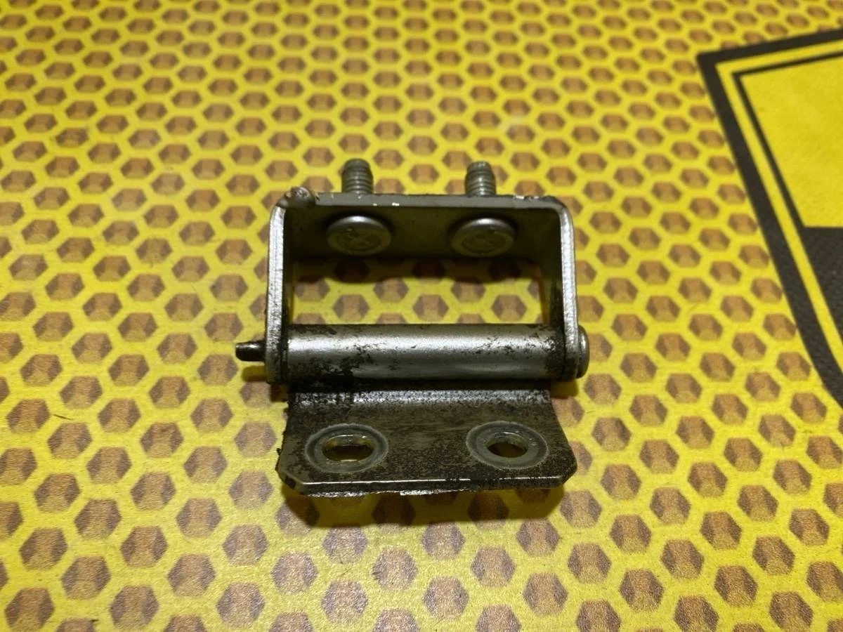 Петля багажника Nissan QASHQAI 90400AV730 J10