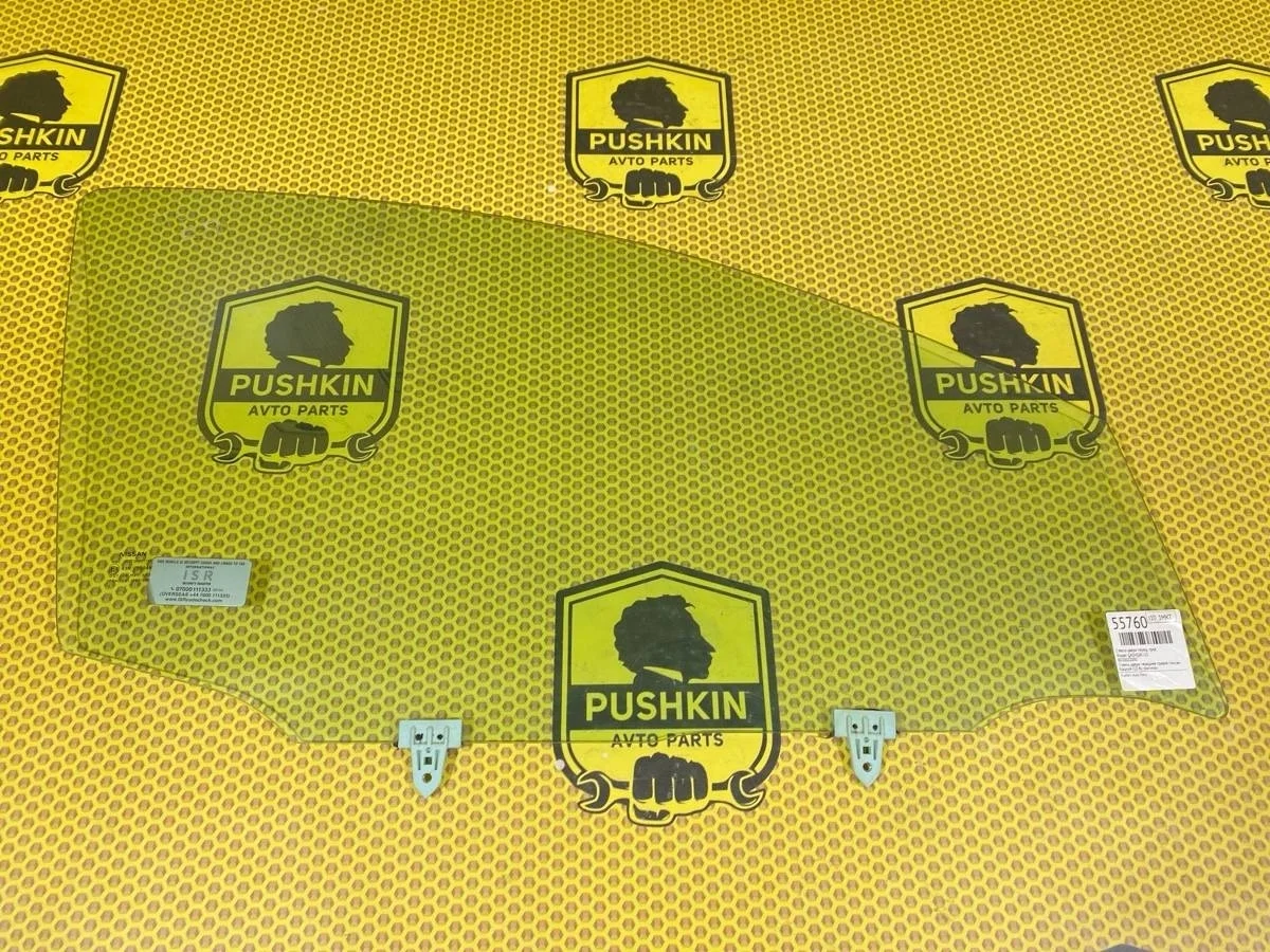 Стекло двери Nissan Qashqai 80300JD000 J10, переднее правое