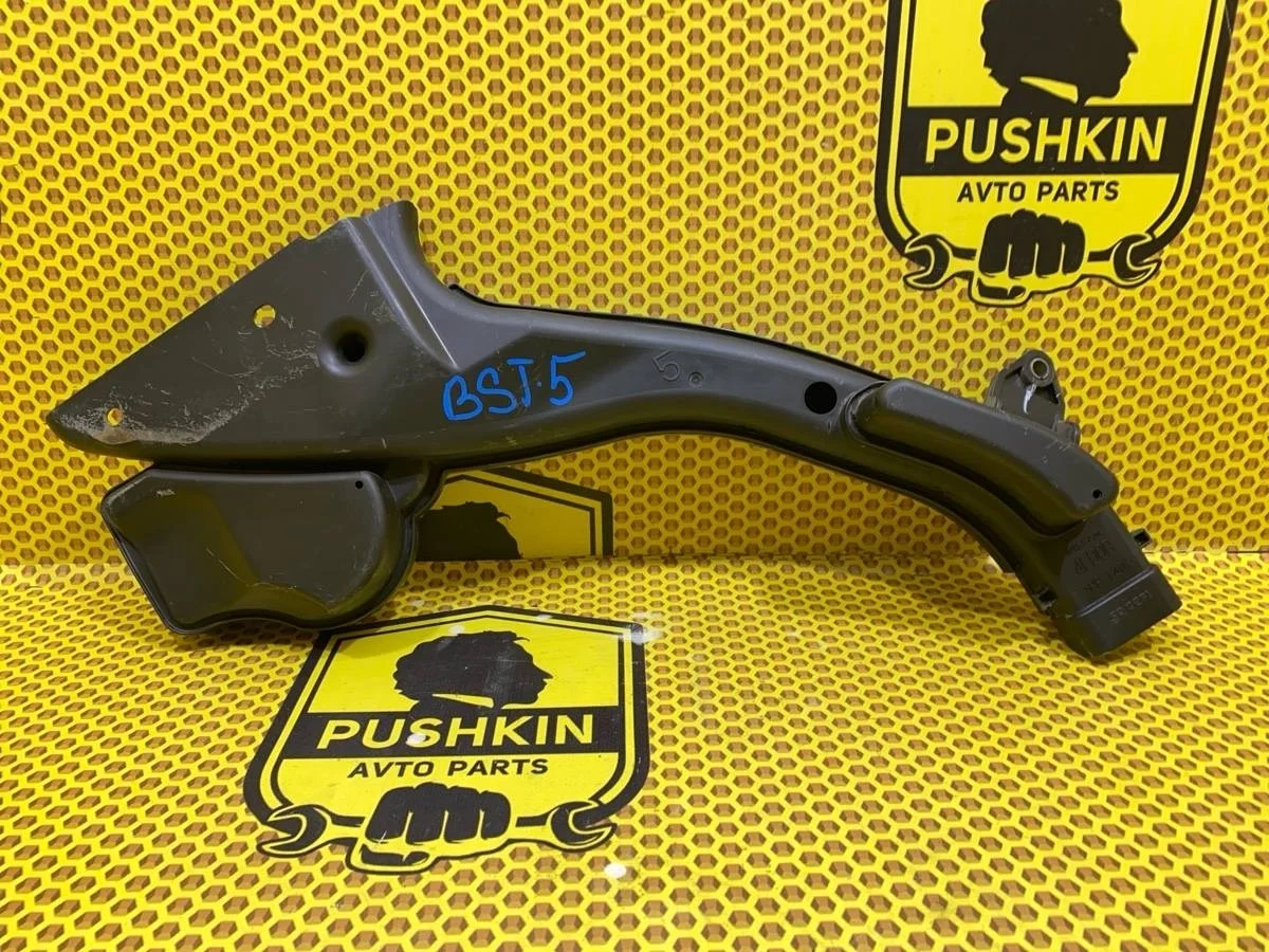 Воздухозаборник воздушного фильтра на ТВ Nissan Qashqai 2014 165544ED0A J11 HRA2DDT