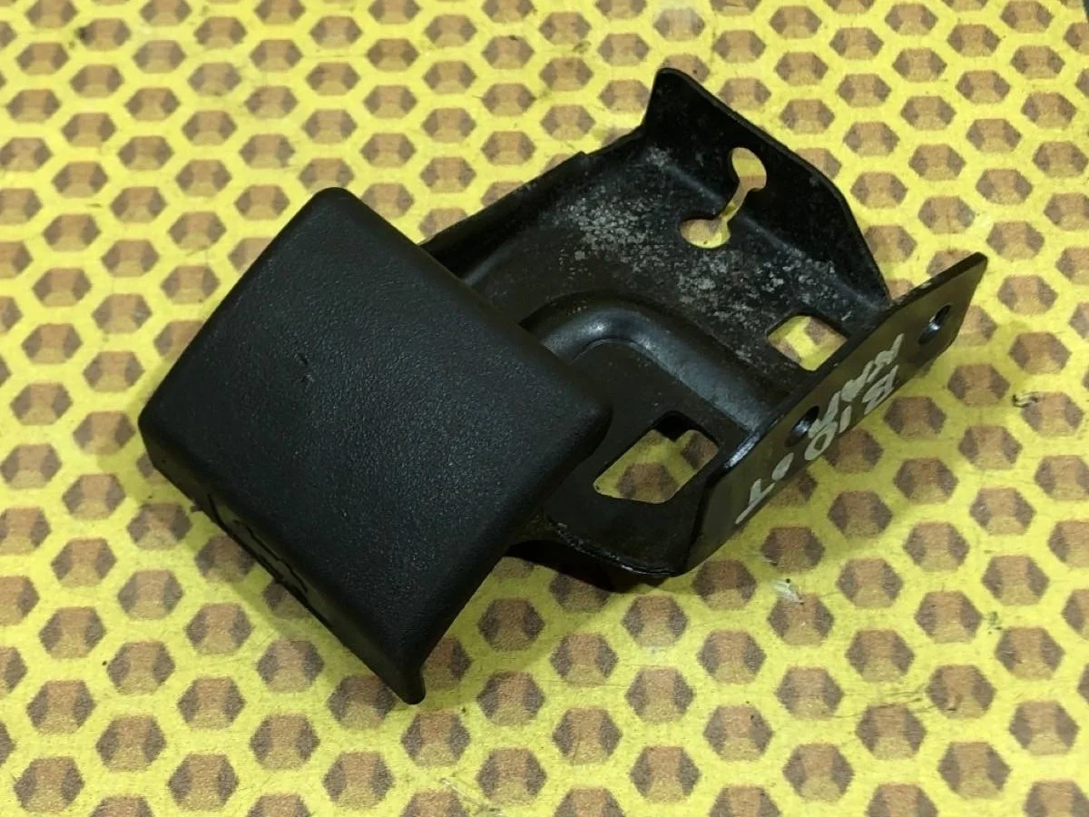 Ручка капота Nissan Almera 2006 6562095F0A B10 QG16DE